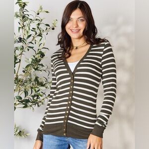Zenana Outfitters Green Stripe Snap Front Vneck Cardigan - NWT